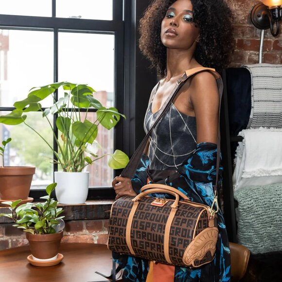 NWT Sprayground SHARKFINITY MINI DUFFLE - Picture 8 of 8